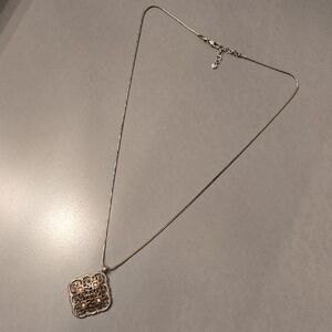 Elegant Silver Filigree Pendant Necklace